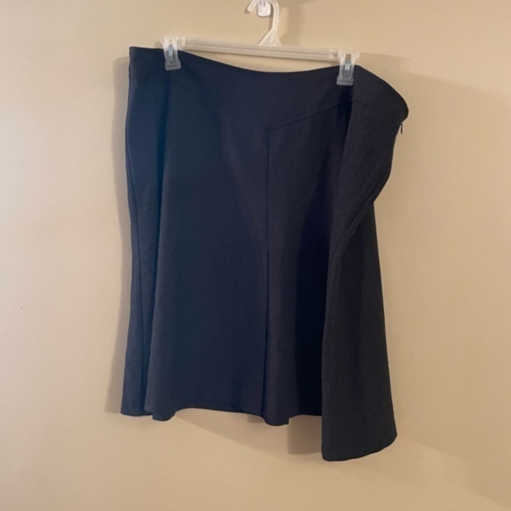 George Brand Gray Pleated Mini Skirt Women's Plus Size 24W - Chic and Versatile